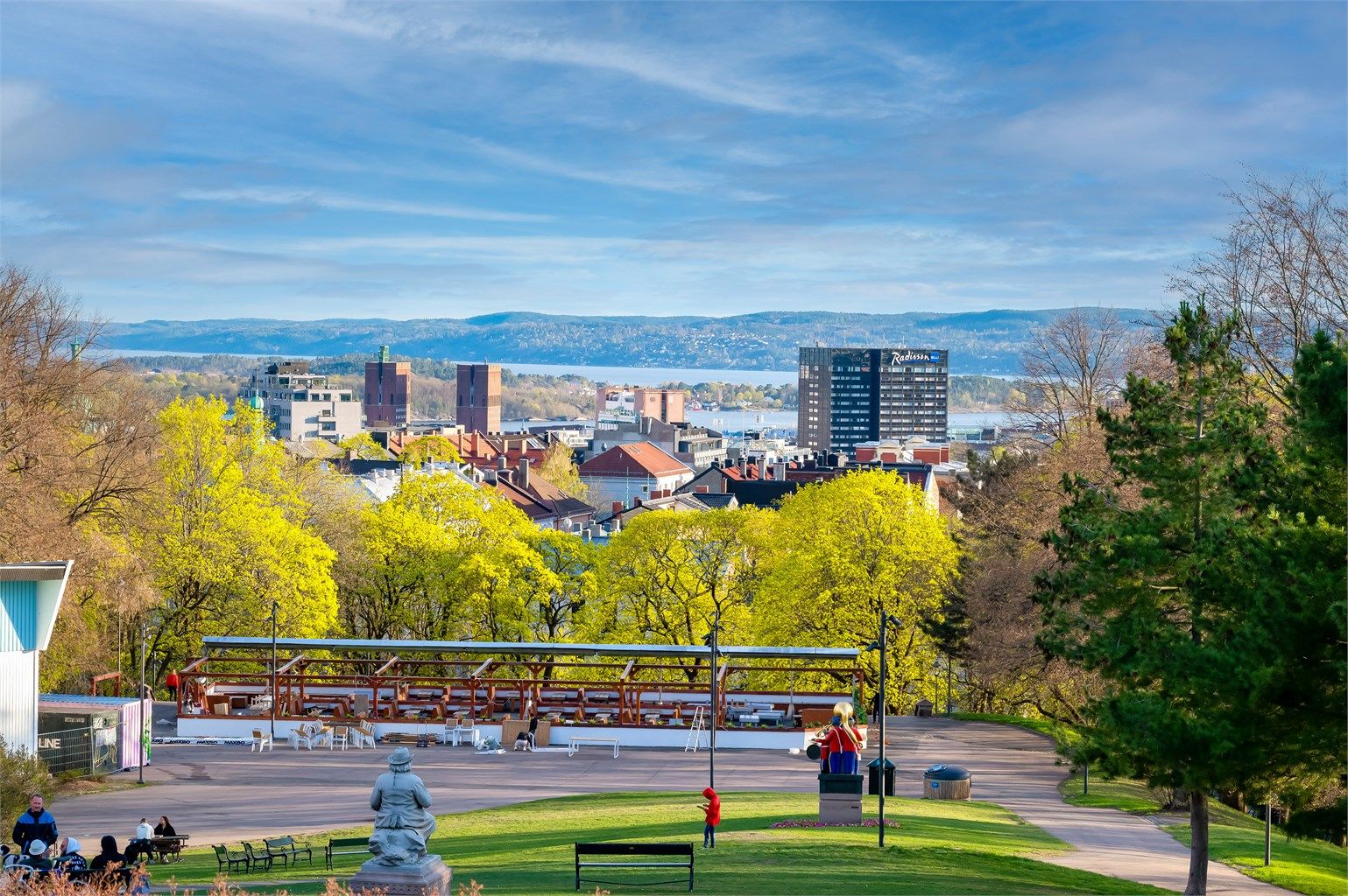 Fra toppen av parken har du en flott panoramautsikt over Oslo og fjorden.