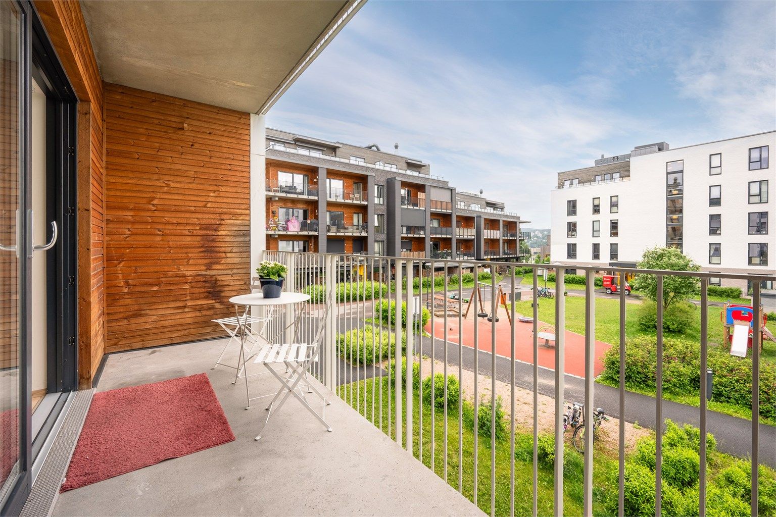 Sindre Nyhus v/ Krogsveen Løren inviterer til det nye nabolaget på Vollebekk! Foto: Gutt Foto