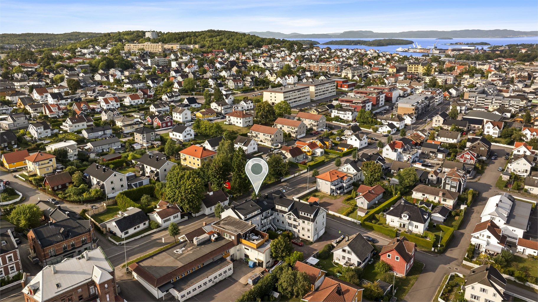  Borrevannet er også en hyggelig turdestinasjon, her kan man rusle langs vannet, det er også mulighet for bading, kanopadling eller bare en hyggelig rotur. 