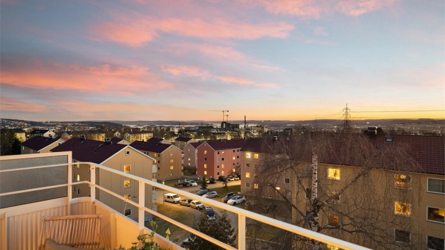 Velkommen til Traverveien 17 - presentert av Hanne Pettersen i Krogsveen