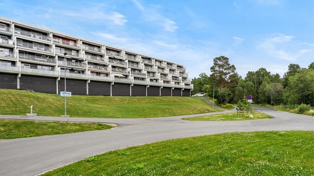 Leiligheten har en god beliggenhet på feltet