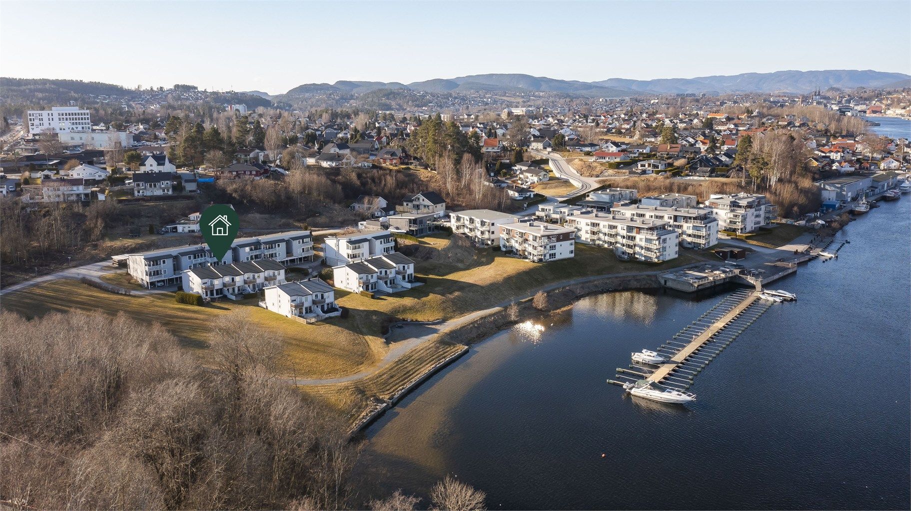 Leiligheten ligger i et veldig flott område med nærhet til fine turområder, brygger og mye mer. Foto: Danny Twang