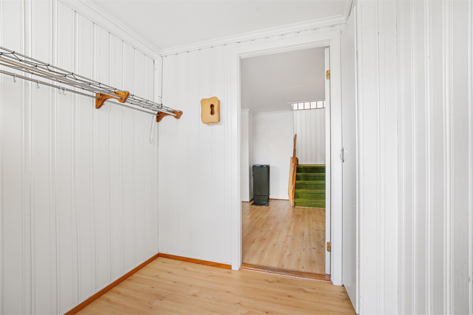 Vindfang med plass til Ytterjakker og sko
