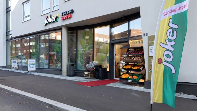 Joker i Peter Møllers vei og Lørenveien har også åpent på søndagene.
