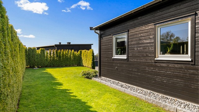 Hagen er pent opparbeidet og lettstelt.