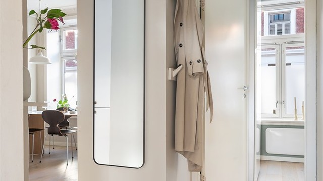 Entréen knytter boligens rom naturlig sammen.