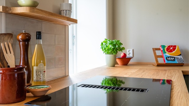 Komfyrvakt og vannstopperventil bidrar til en tryggere hverdag.