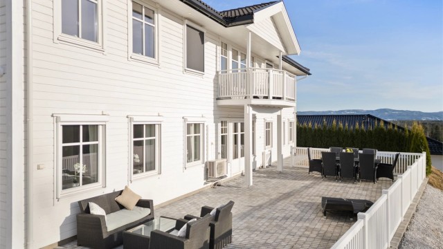 Bygningen er velholdt og utført med høy kvalitet av lokal byggmester. Foto: Ole Thorgeir Solheim Thoresen