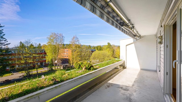 Terrasse med markise