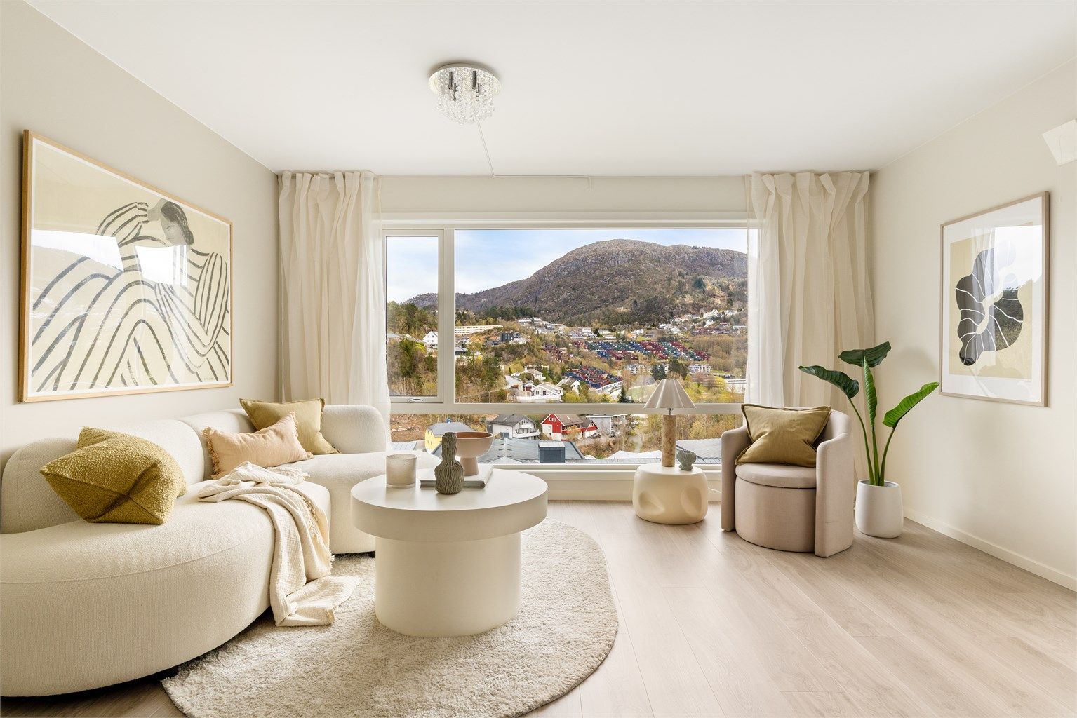 Velkommen til "Løvaas terrasse" - Et av få selveierkomplekser i Fyllingsdalen. 