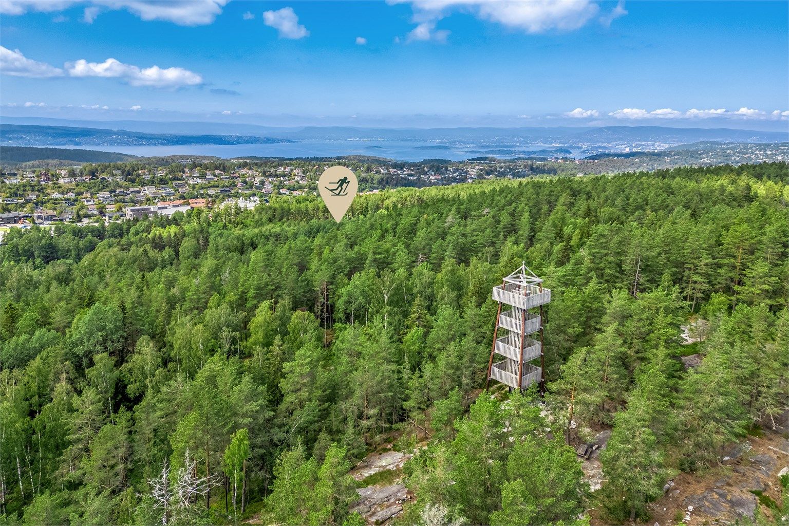 Branntårn Hellerasten - marka kan brukes både sommer som vinter.