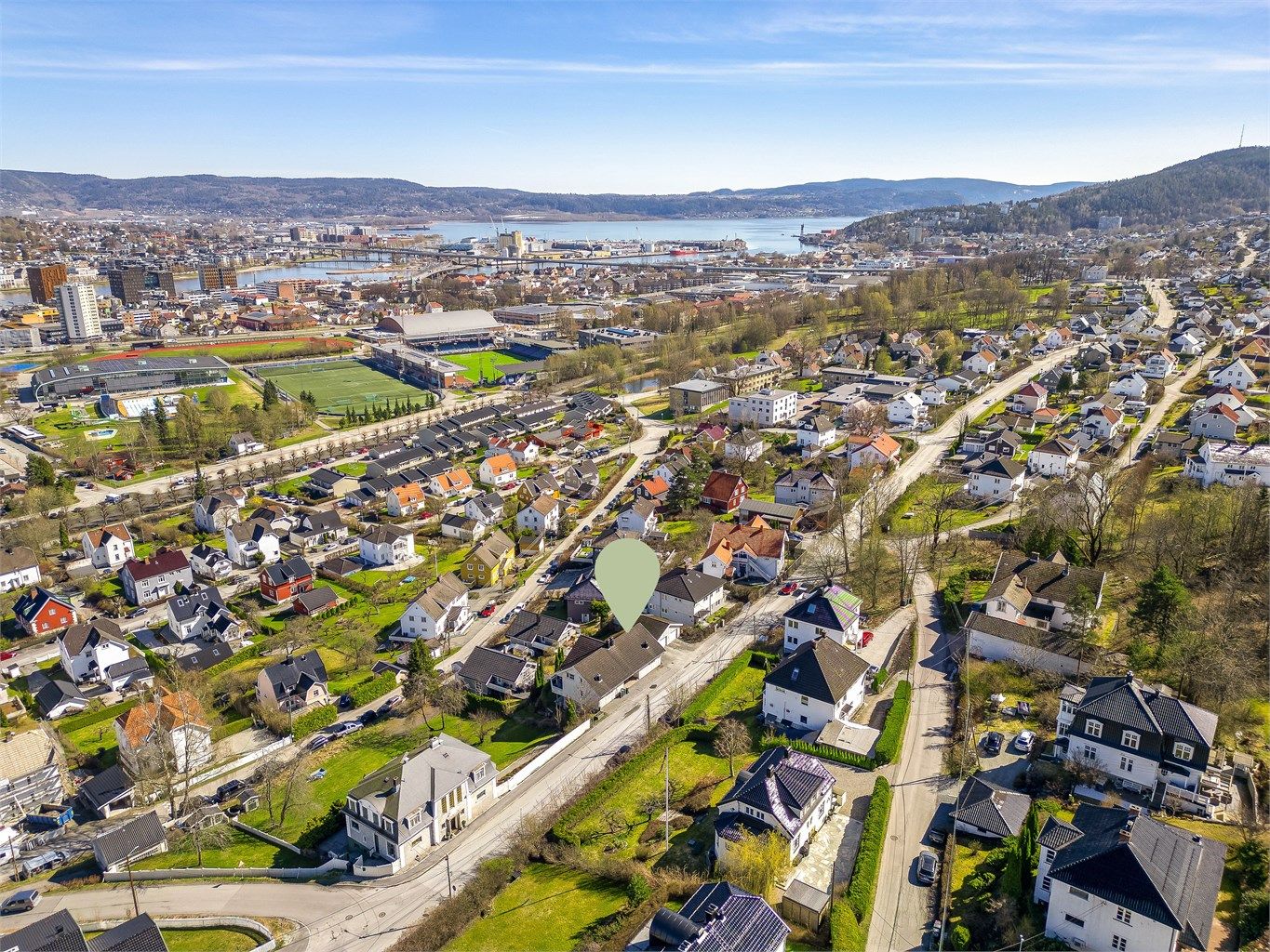 Beliggenheten på Danvik kombinerer nærhet til sentrum med et rolig og etablert nabolag. 
Foto: Stine Prøitz Jørgensen