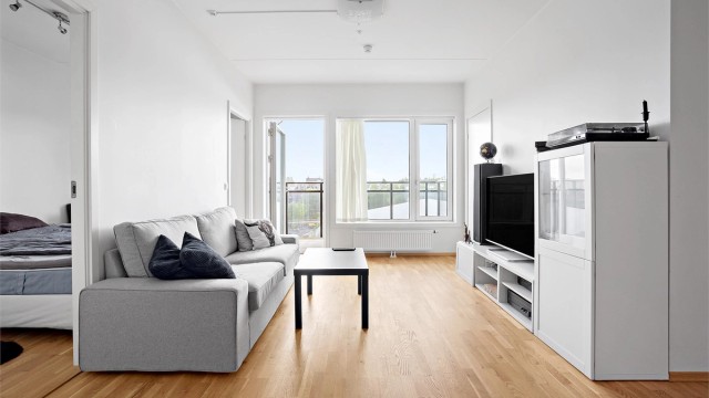 Velkommen til Mørtelverksbakken 5 - En flott 3-roms med balkong og garasjeplass. Ledig 01.06.2026!