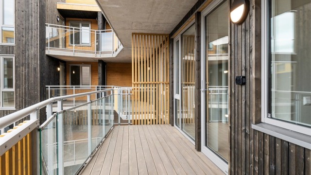 Balkongen måler 10 kvm.