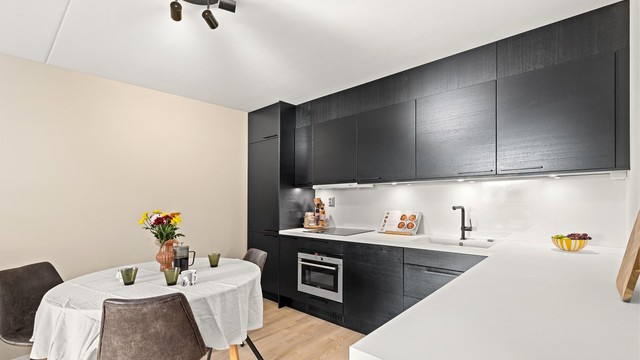 God benkeplass og smarte oppbevaringsløsninger.