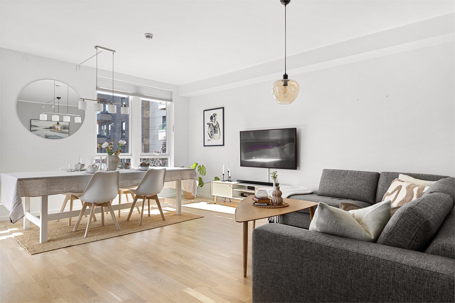 Leiligheten har en god planløsning som er enkel å møblere