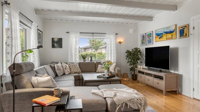 God plass til en stor sofagruppe for hele familien.