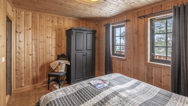 Garderobe på hovedsoverommet