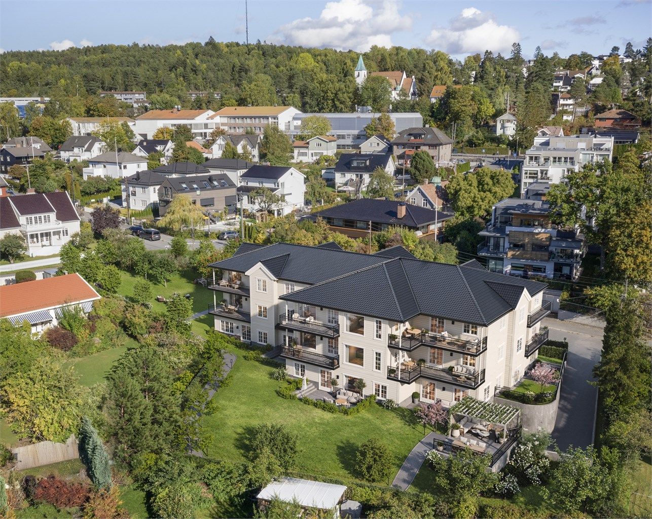 Illustrasjon av prosjektet som er under bygging i Marienlundveien 8. Nygget er over kun 3 etasjer, og trukket helt ned til tomtegrensen mot syd, lengst vekk fra villaen i Jomfrubråtveien 84D