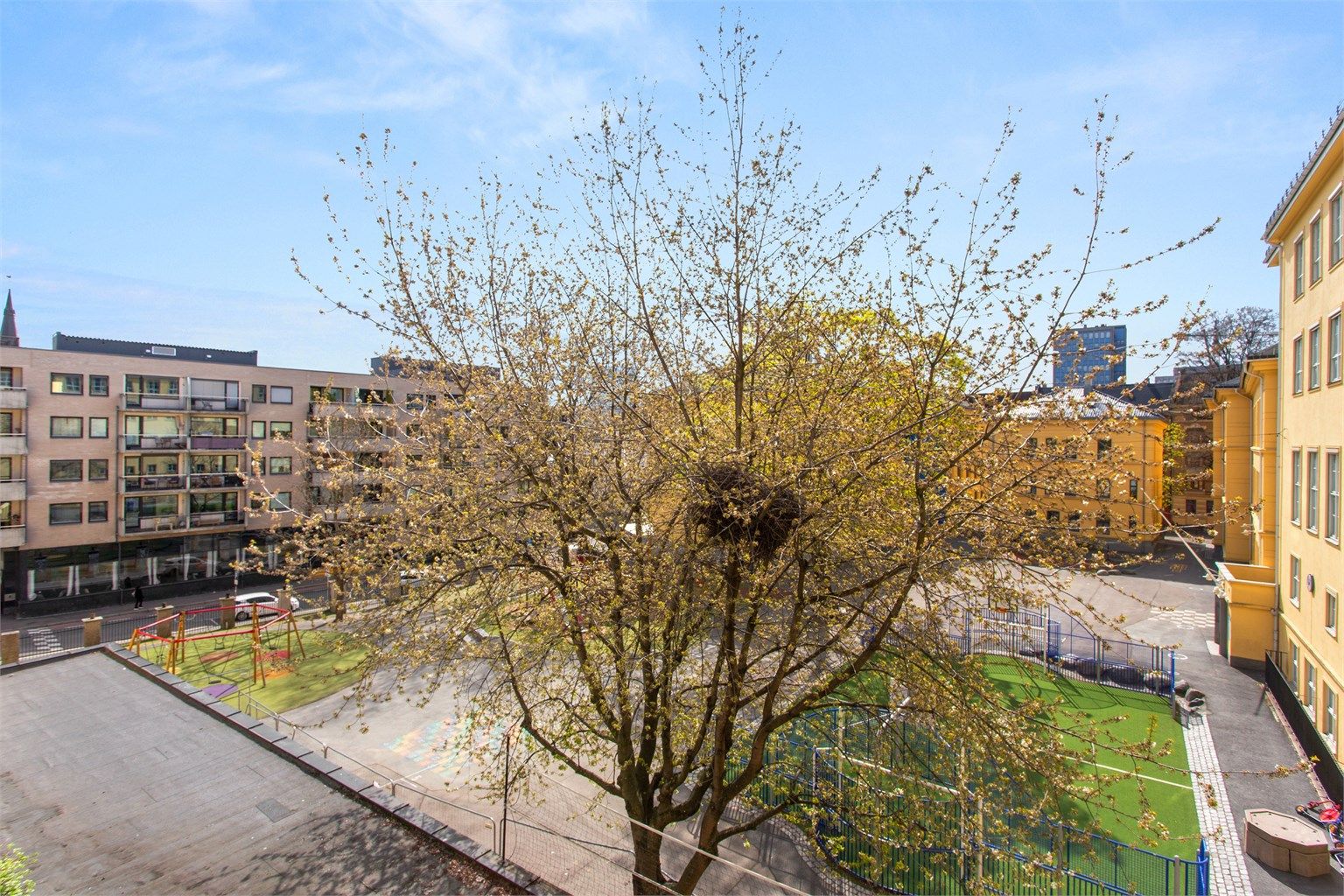 Her får man romslig balkong med gode solforhold gjennom dagen.