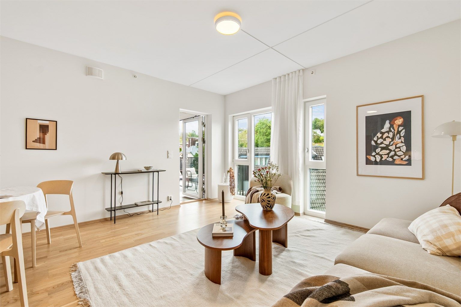 Lys og trivelig leilighet midt i sentrum.