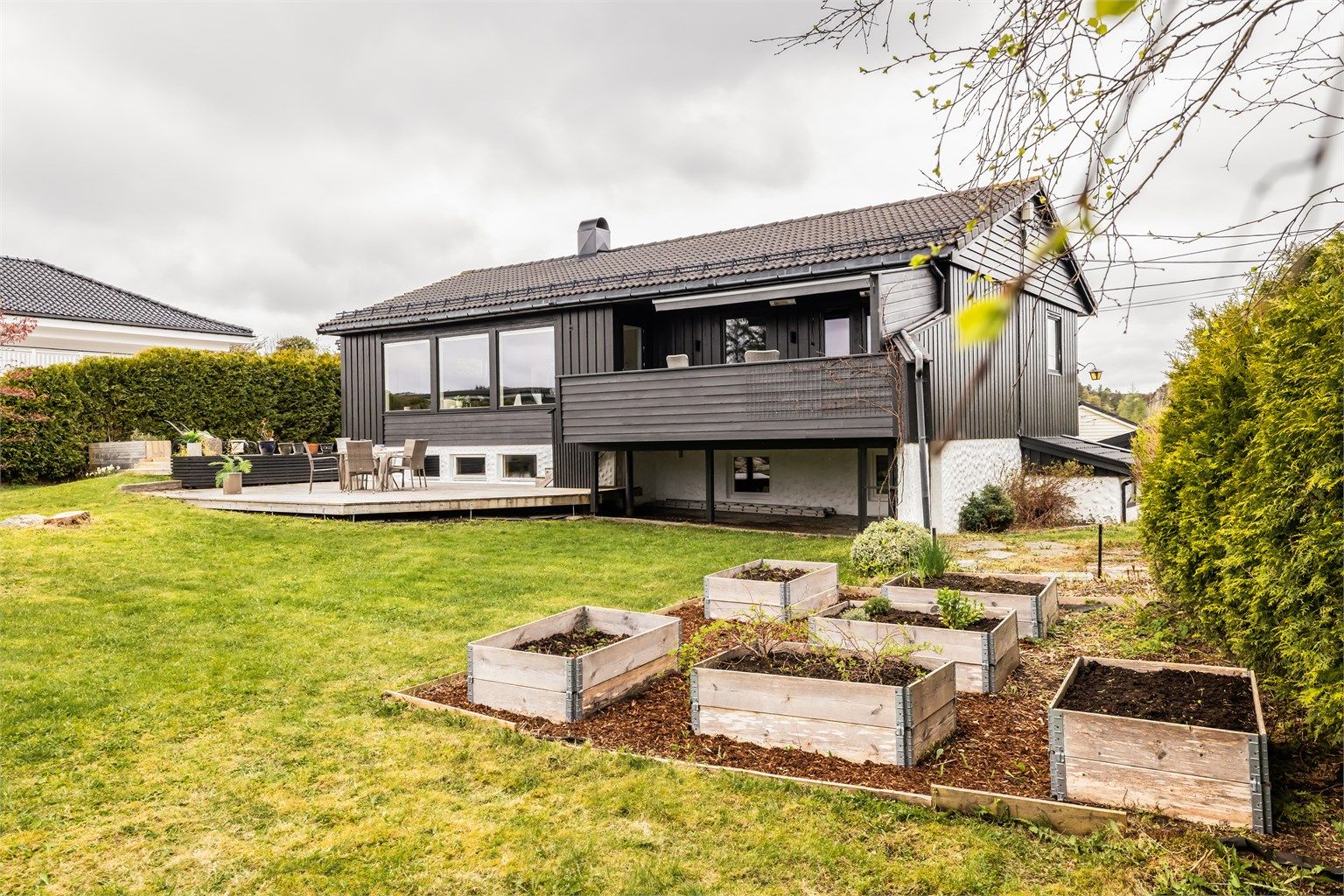 Christer Haugen inviterer deg til visning på denne flotte enebolig - huset har en nydelig hage med gode solforhold