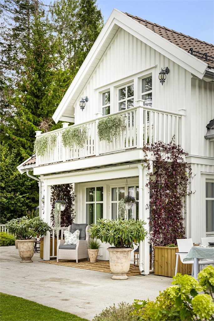 Boligen ble utvendig malt i 2022.