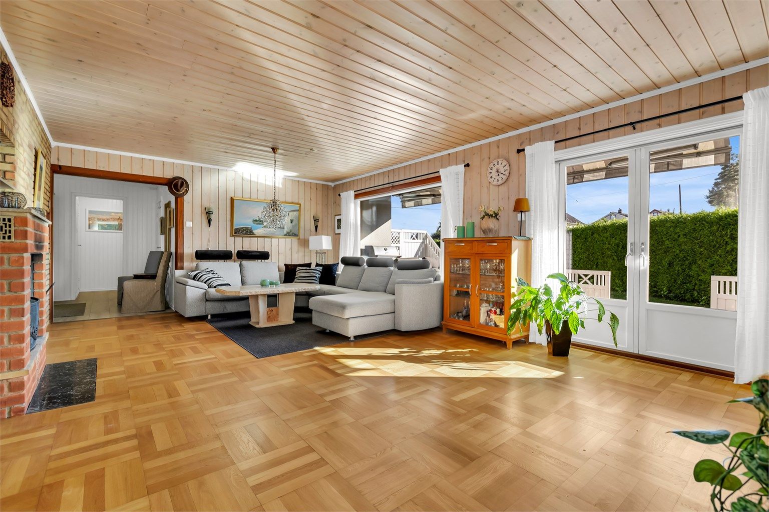 Stue med utgang til terrasse