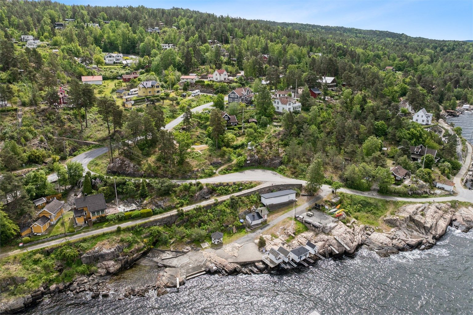 Svedstad brygge -kjent for sitt gode bomiljø hvor flere fellesarrangementer blir arrangert i løpet av året med bla. egen badstue for vellet