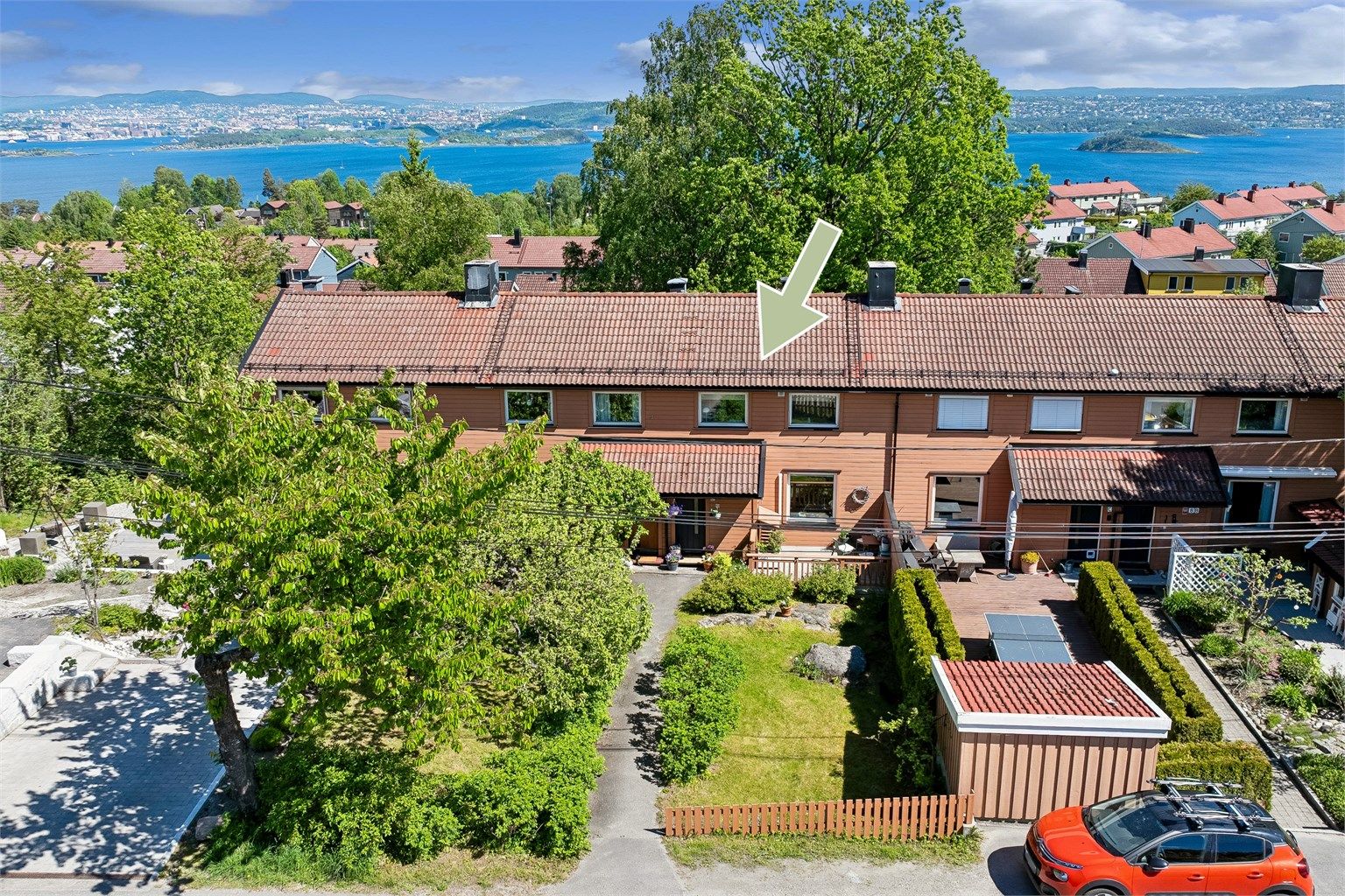 Velkommen til Blomsterveien 8D! Presentert av Anniken Øderud v/Krogsveen Nesodden. Foto: Per Oscar Skjellnan v/Efkt