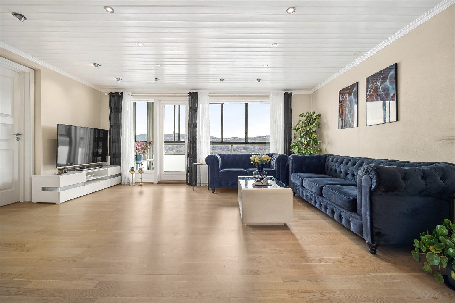 Velkommen til Kastanjeveien 106! 
Fotograf: Stine Prøitz Jørgensen