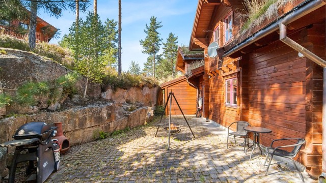 Uteområde hvor man kan sitte rolig og usjenert