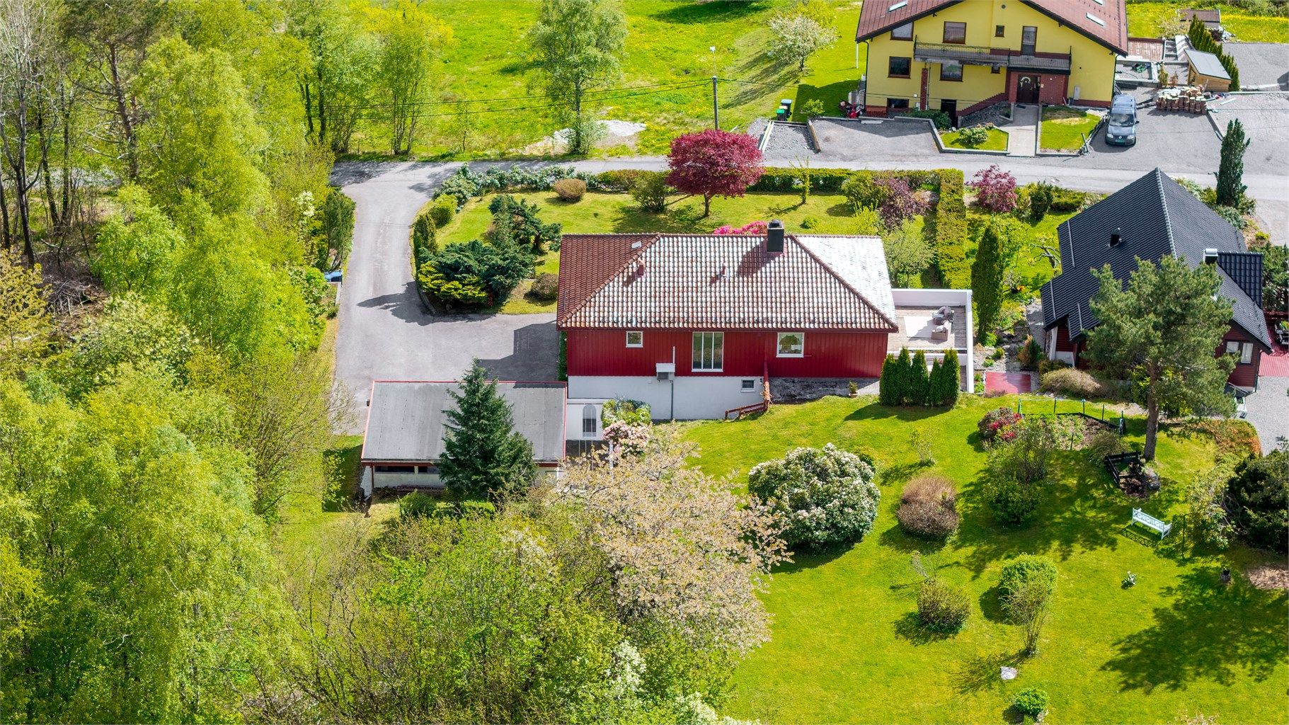 Området kjennetegnes av rolige omgivelser, lite gjennomgangstrafikk og en hyggelig bebyggelse bestående hovedsakelig av eneboliger.