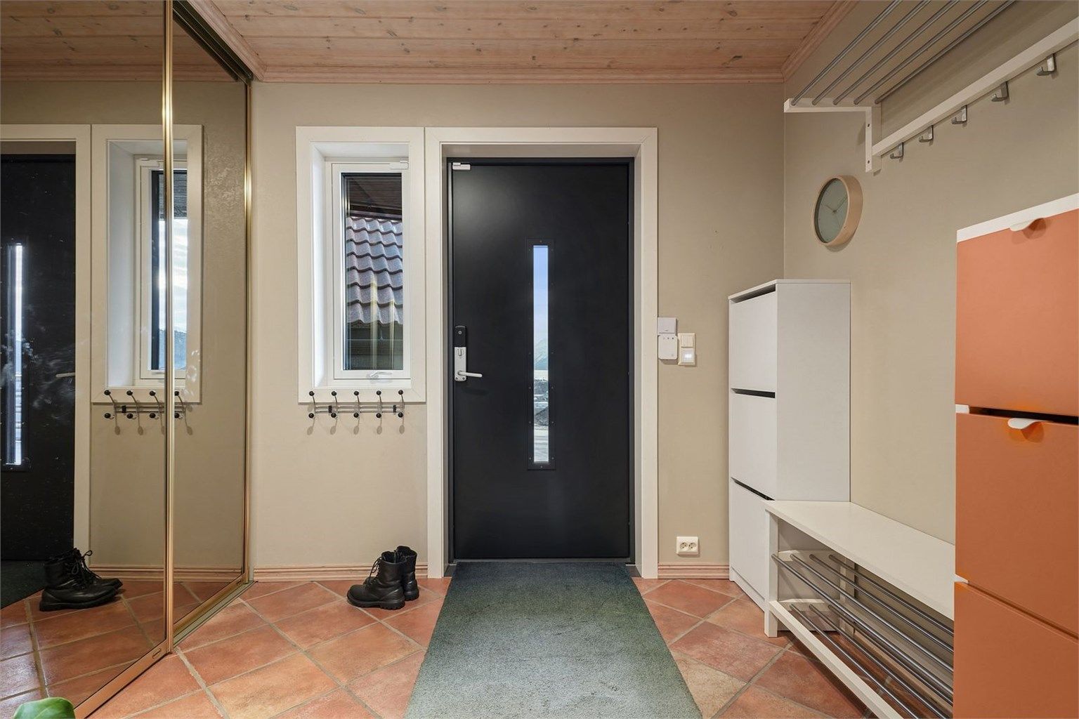 Fin og innbydende entre 