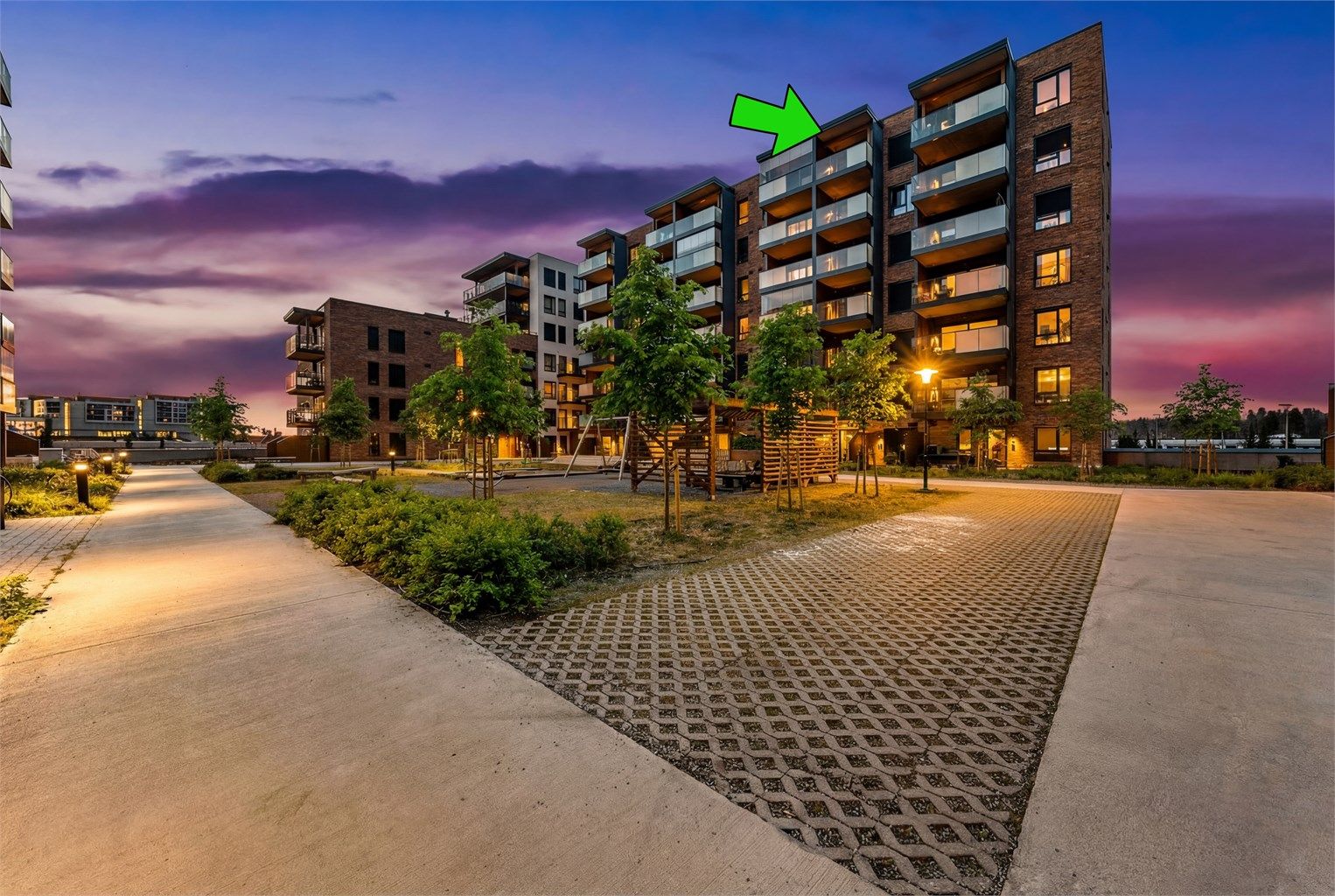 Leiligheten ligger i 7. etasje med godt utsyn og gode solforhold