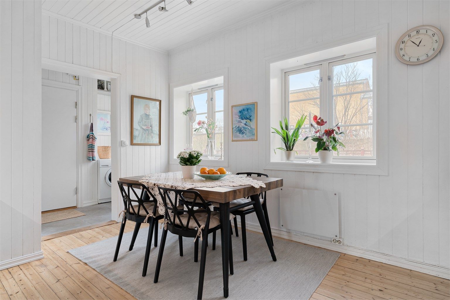 Her ligger alt til rette for lange frokoster i helgene og hyggelige middager med venner.