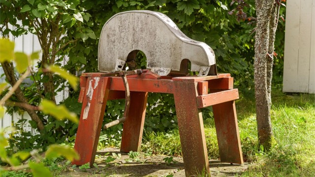 Historiske detaljer er bevart på eiendommen.
