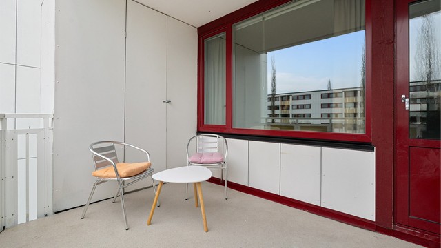 City Syd - et av Norges største kjøpesentre ligger ca. en 18 minutters gåtur unna, med 74 ulike butikker og serveringssteder. Her finner du blant annet: OBS, Sabrura, Apotek 1, Vinmonopolet, H&M, Cutters og Egon.