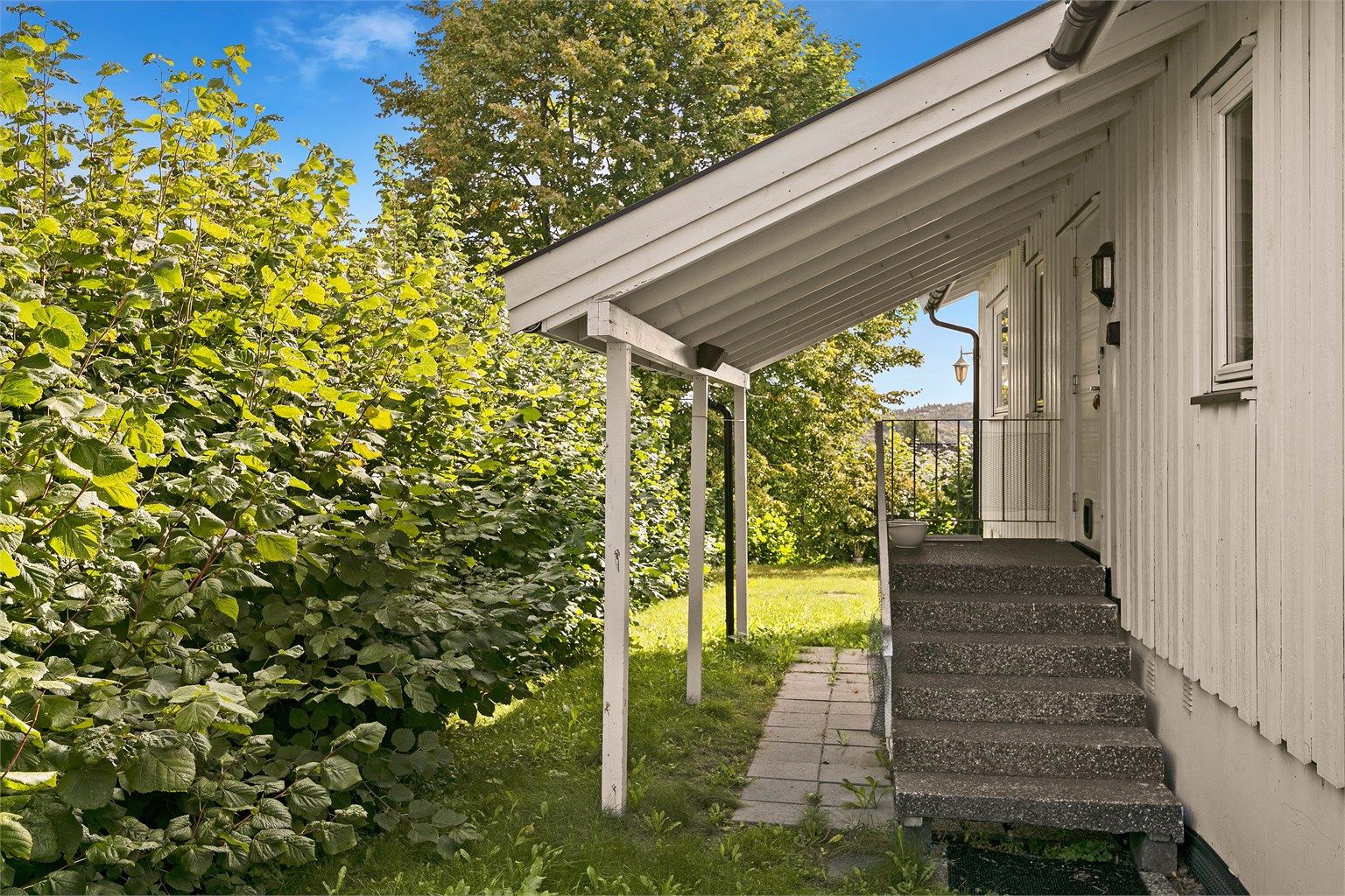 Overbygget inngangsparti