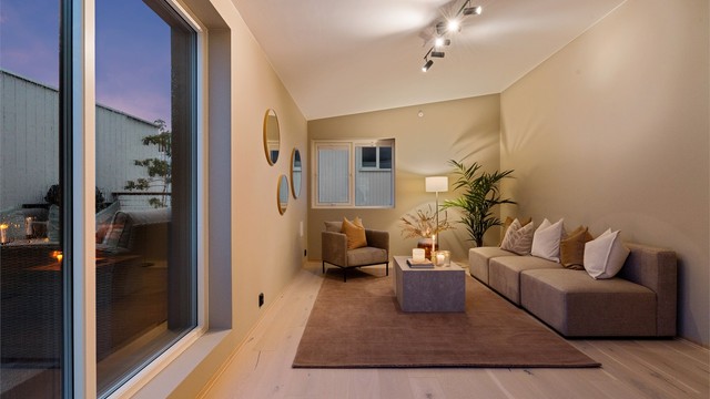 Loftstue kveldstid.