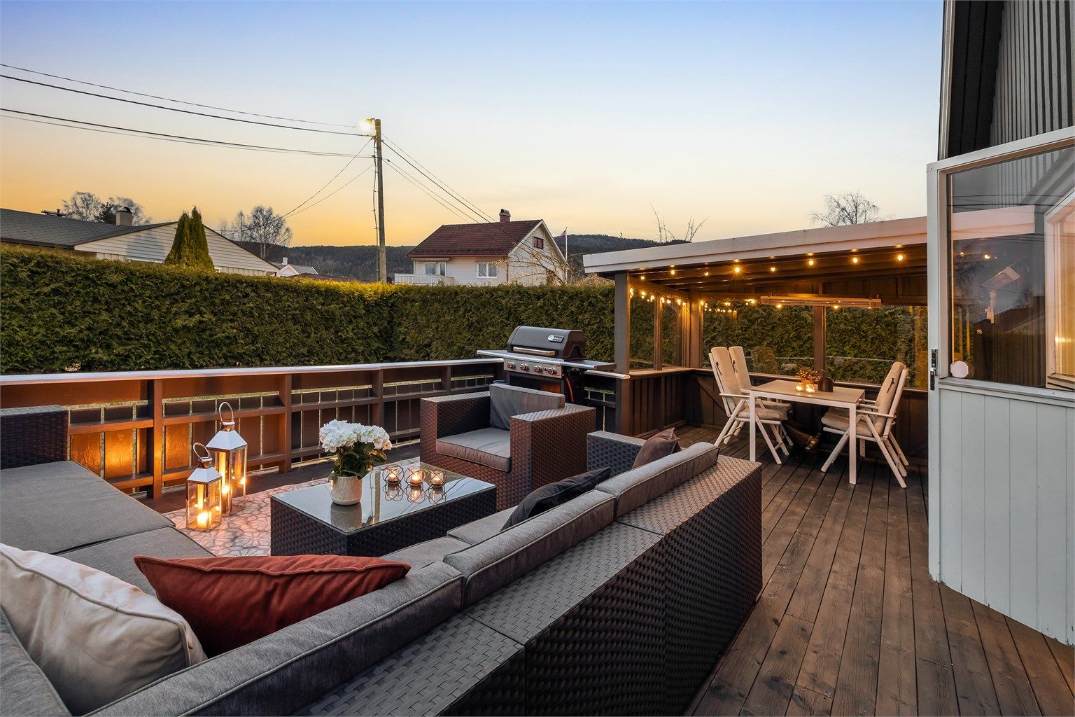 Enebolig med 4 soverom, skjermet uteplass med lite innsyn og romslig gårdsplass.

Foto: Stine Jørgensen Prøitz