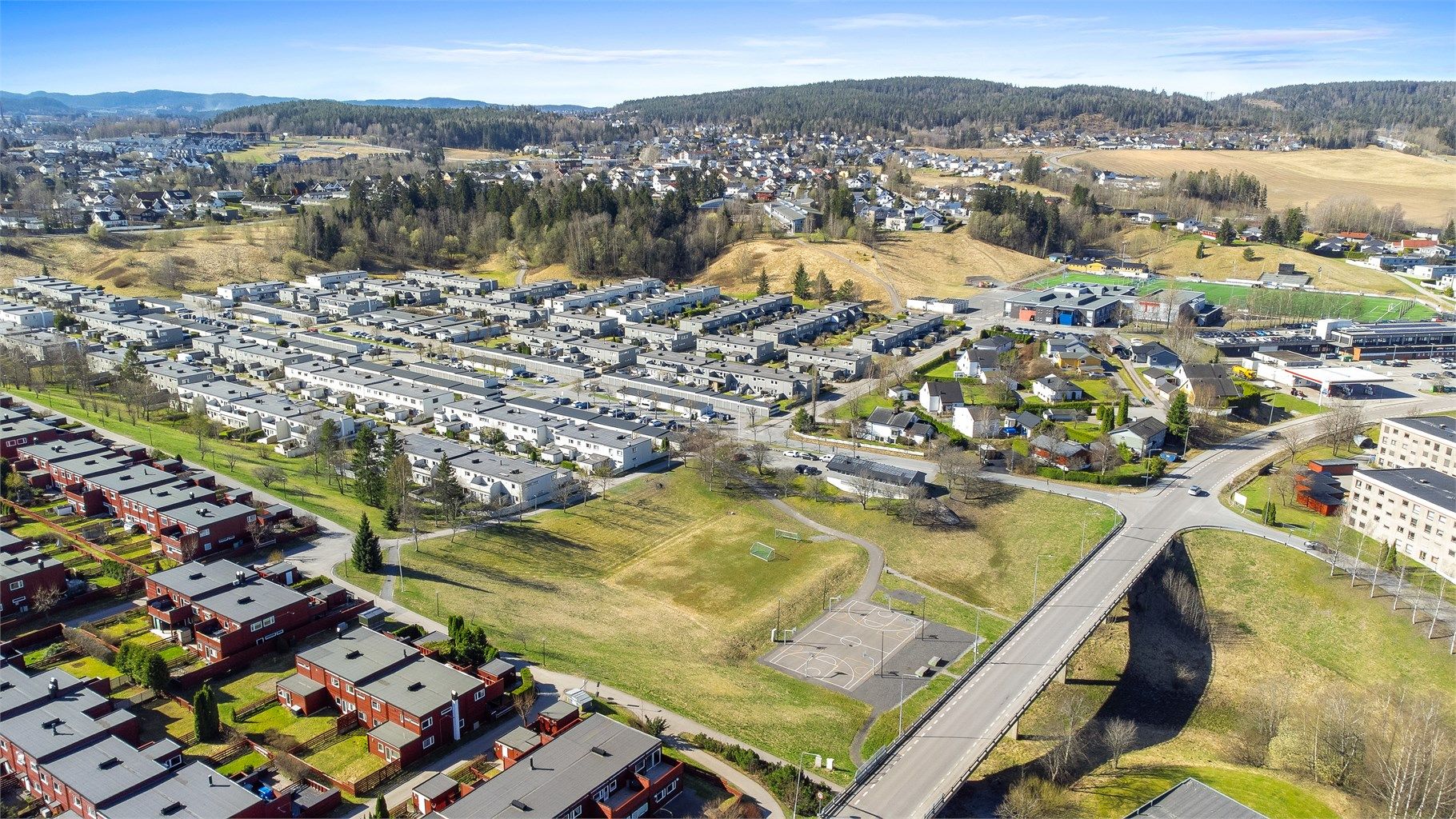 Oversikt over det etablerte og barnevennlige boligområdet på Skedsmokorset.