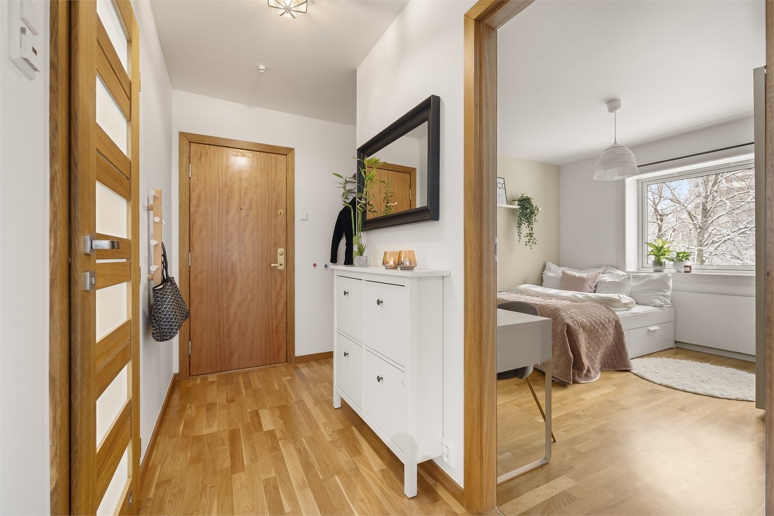 Vi beveger oss videre og tar en titt på soverommene.