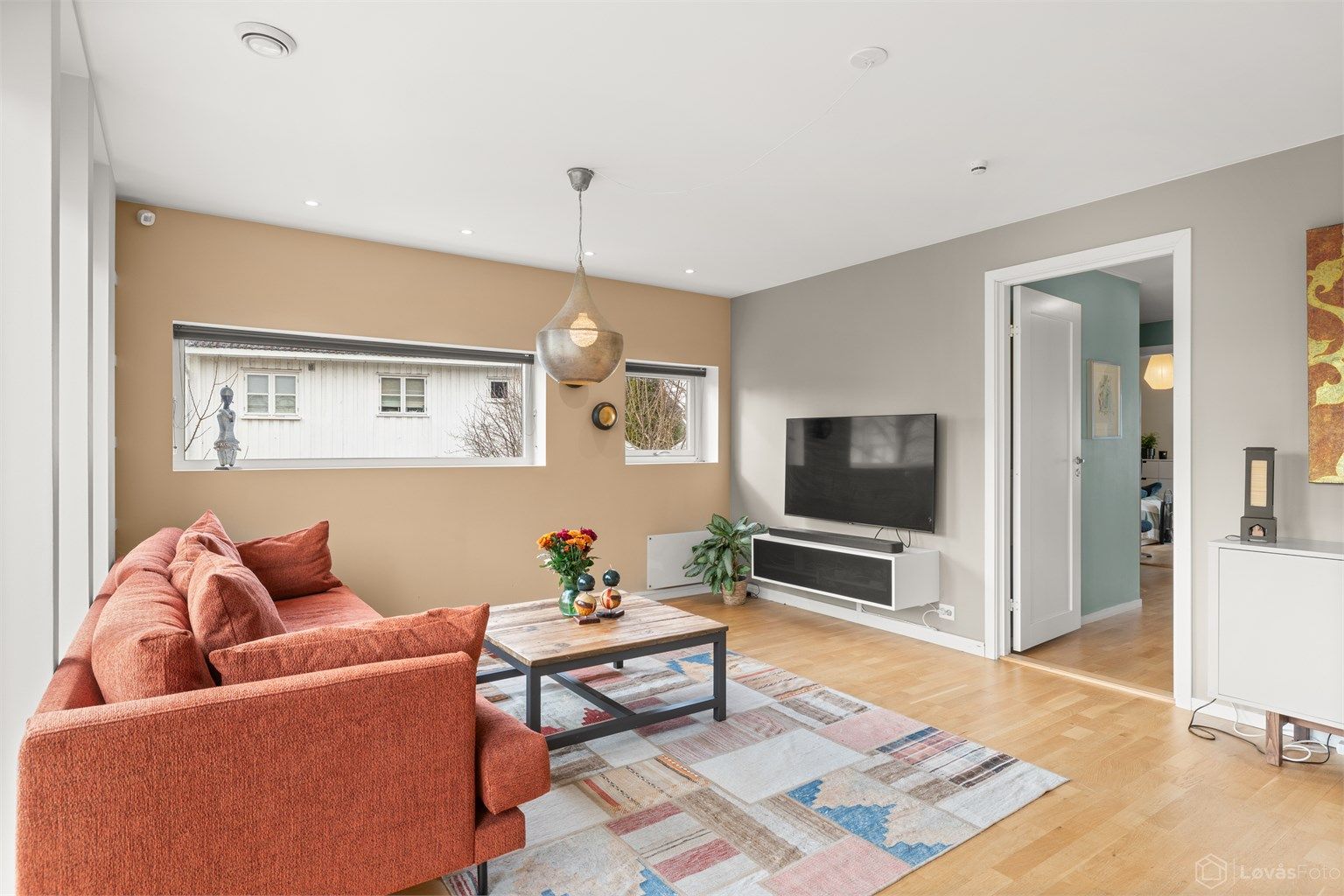 Rommet har en god og funksjonell planløsning.