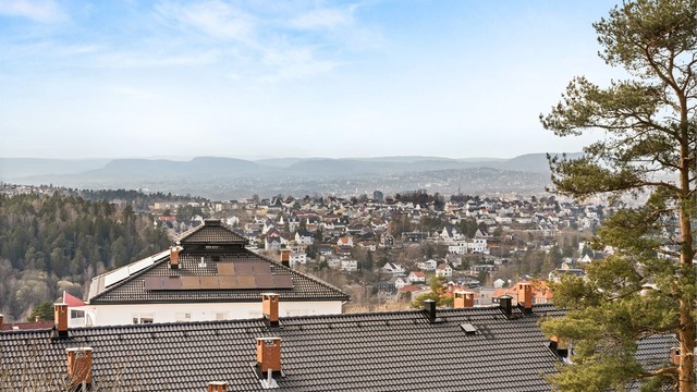 Utsikt fra fjerde etasje mot vest.