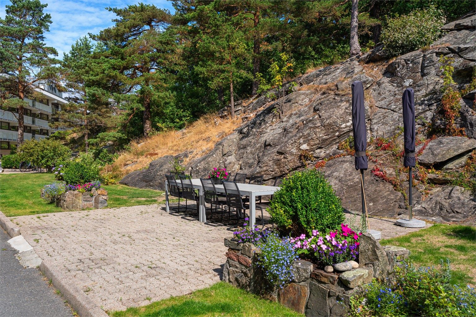 Sitteplasser som kan benyttes av beboerne. 