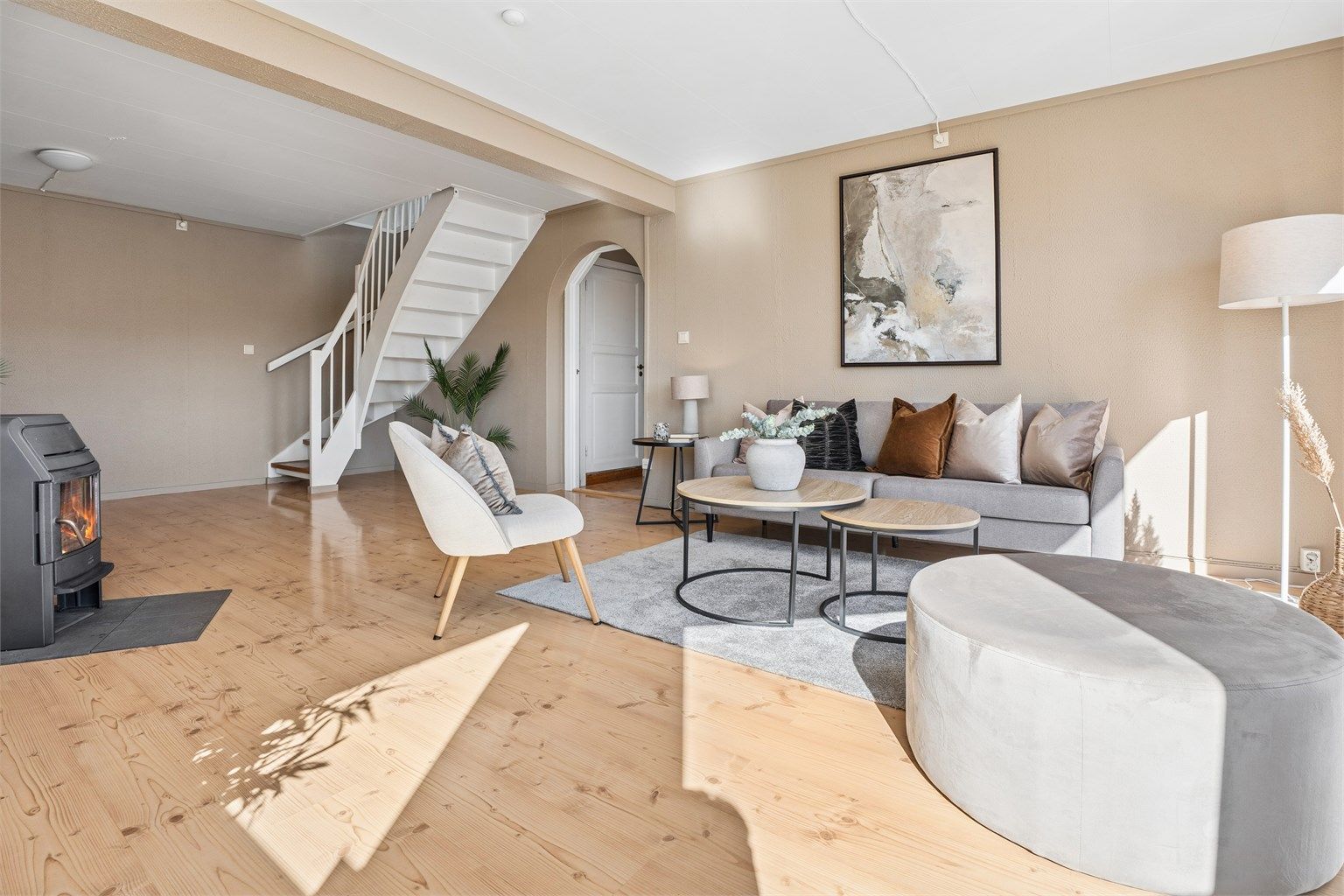 Innredet rom i underetasje. (Ikke godkjent til varig opphold)