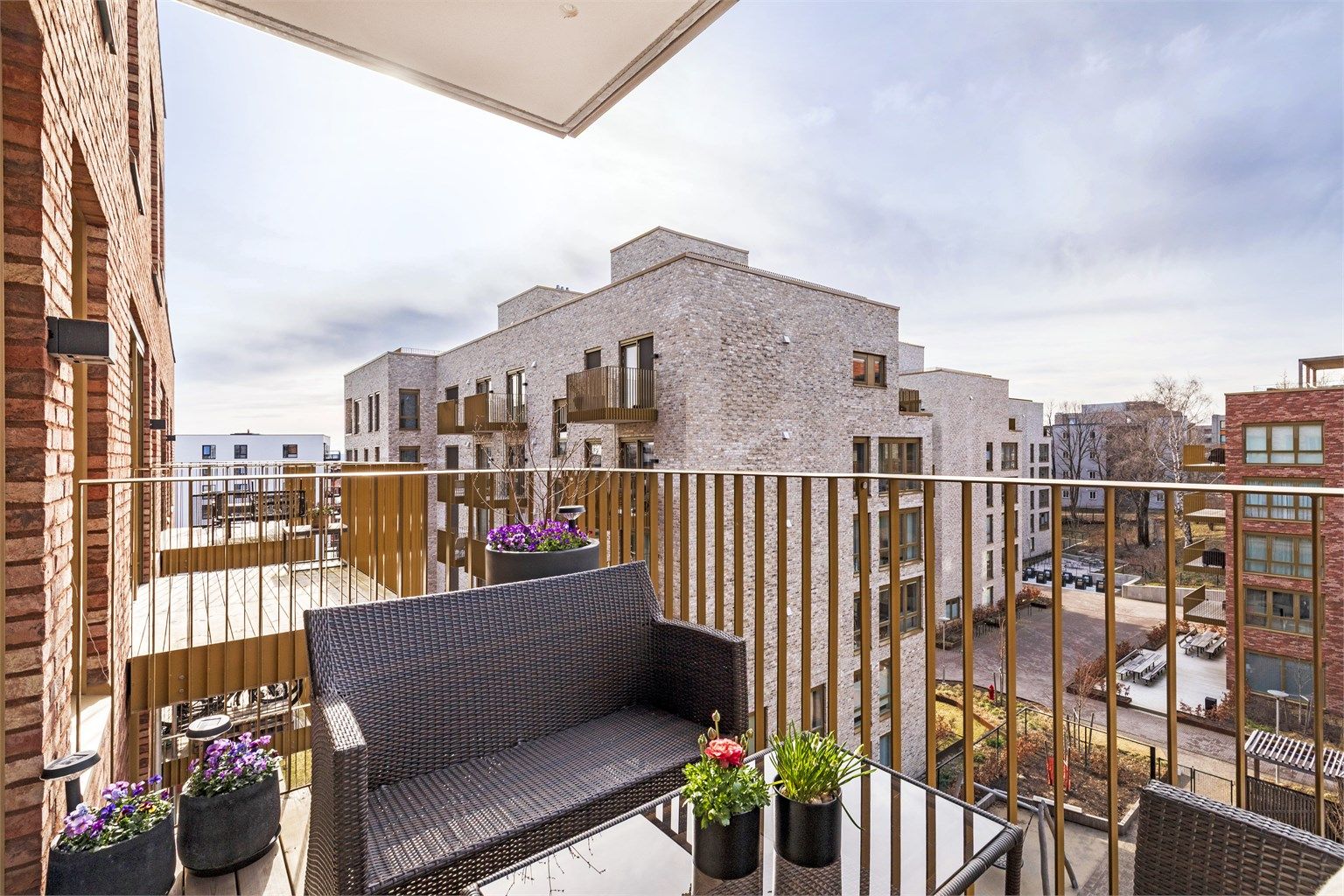 Velkommen til Lørenvangen 10B i populære Gregers kvartal. Foto: Hanne Bruland