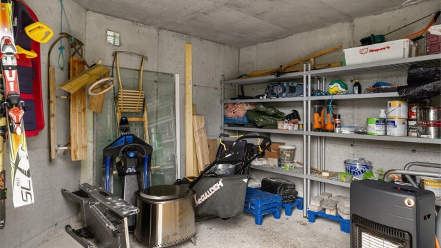 Under grillhytta har man ekstra bodplass
