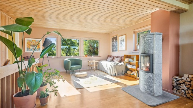 Velkommen til Oksval Terrasse 14A - Presentert av Elisiff Wennersgaard v/Krogsveen Nesodden